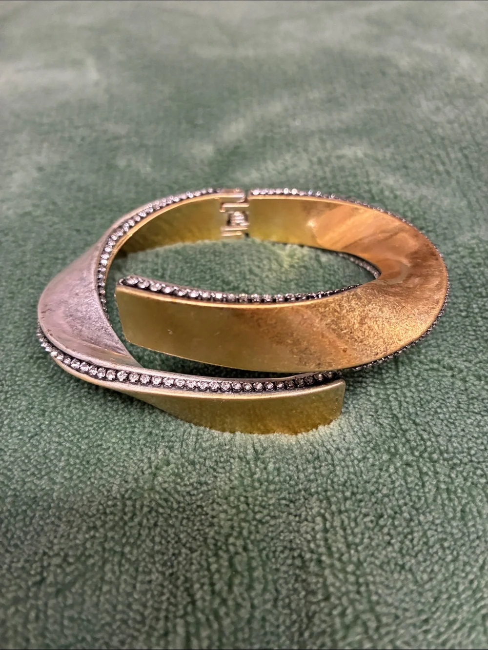 NWOT. Zara Gold/Silver Women's Sparkly Combination Bracelet.